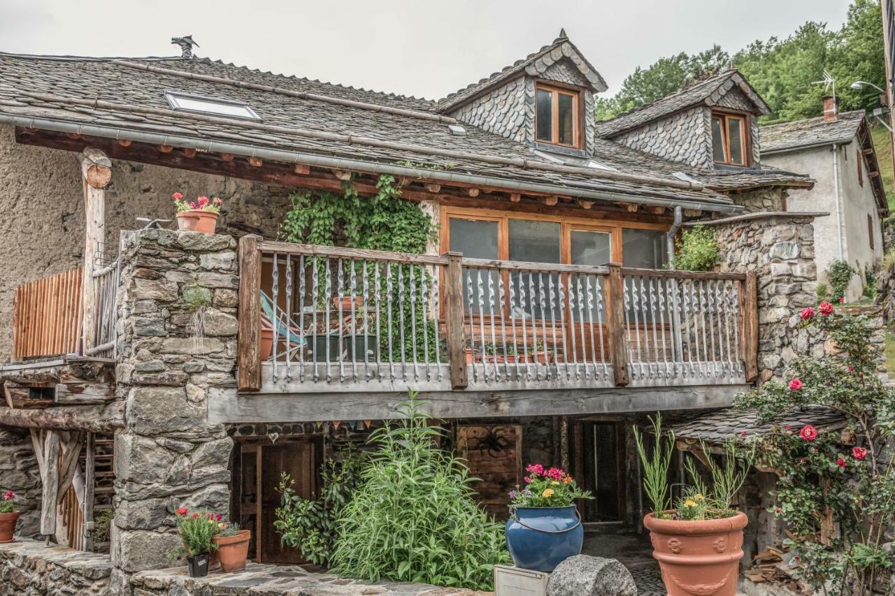 The Dragon Barn - Studio Ascou Exterior photo